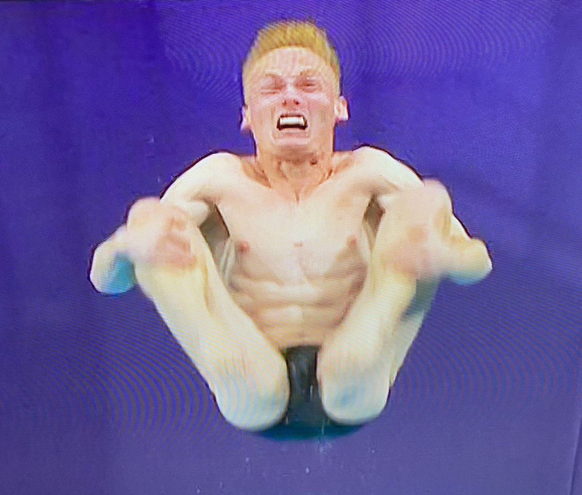 Mark Lennon tweet media