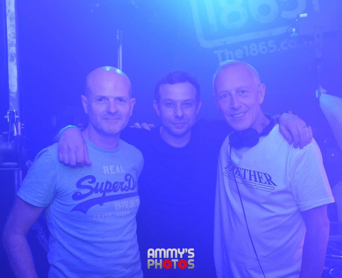 ScottAttrill's tweet photo. Druid /Vinylgroover /Ellis Dee #oldschoolcrew #rave #druid #vinylgroover #ellisdee #djs https://t.co/ki6bUiwcra