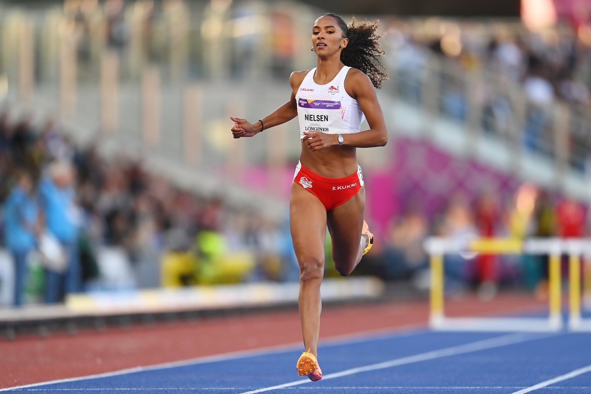 A good start for <a href="/TeamEngland/">Team England</a>'s <a href="/Jessie_Knight/">Jessie Knight</a> who reached the 400m hurdles final with a third placed finish 🙏

Her teammate <a href="/LinaFJNielsen/">L I N A</a> misses out on qualification after coming 6th in her heat.

#B2022 #WhereItStarts