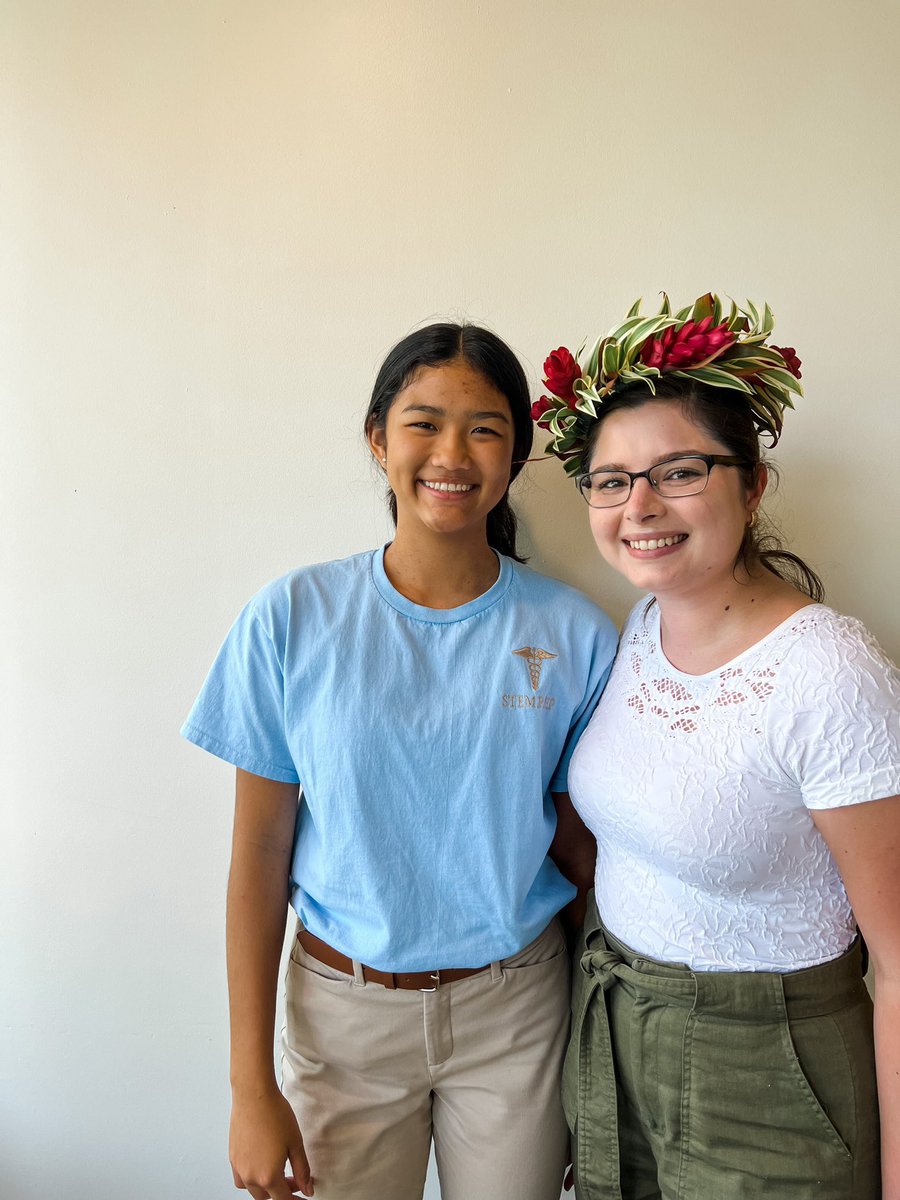I am so proud of Māhea Briones! She attends high school <a href="/KSNews/">Kamehameha Schools</a> Kapālama &amp; was in our lab for 7 weeks through the STEMPREP program. She presented her work today in a final symposium. I am so grateful to have been her mentor during her first research experience! (1/2)