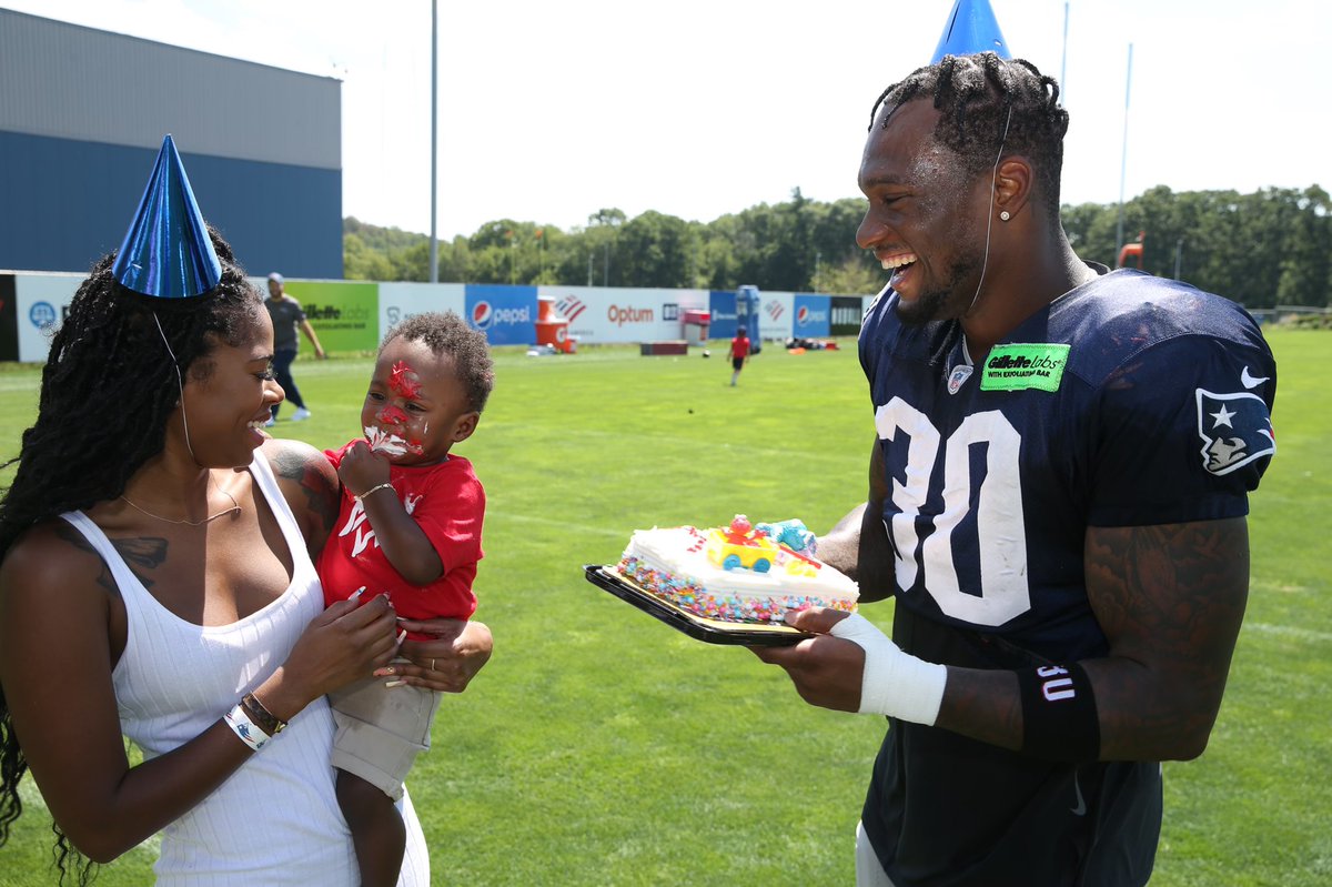 MackWilson's tweet photo. The highlight of practice today. ❤️🤣 Happy 1st bday again son. https://t.co/KV7CrsQj7U