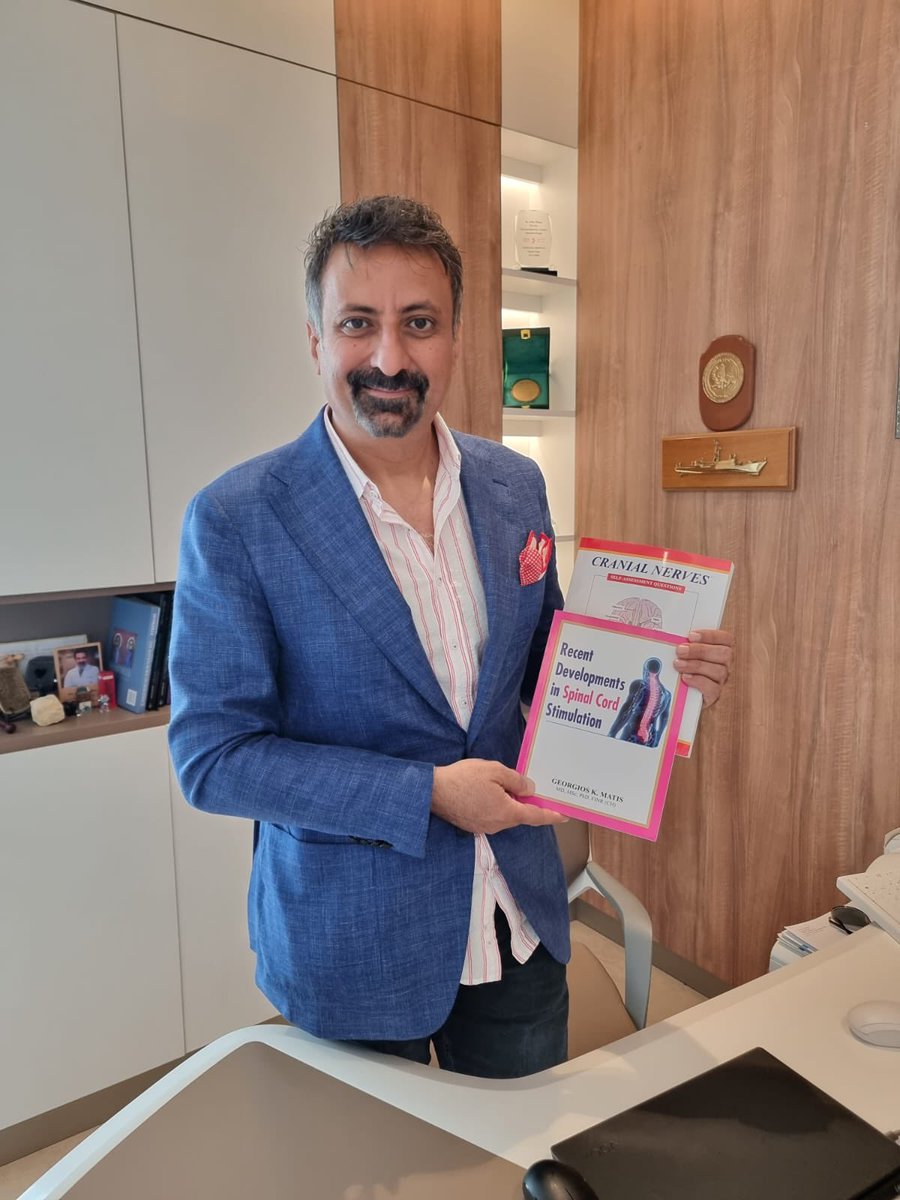 GeorgiosMatis's tweet photo. 🔹 Dr A. Yilmaz, what a nice surprise today!
🔹 I hope you will enjoy my books “#Cranialnerves: Self-assessment questions” & “Recent developments in #spinalcorstimulation”!
🔹Any comments or suggestions are welcome!
🔹Hope to see you soon!
1/2 https://t.co/fsRGXMf6IB