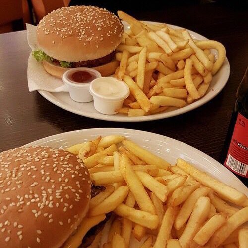 myjourney4joy's tweet photo. my master list of low cal fast food options :)

edtwt 3dtwt junkorexic thread low cal snacks https://t.co/cLsQMJ7GDe