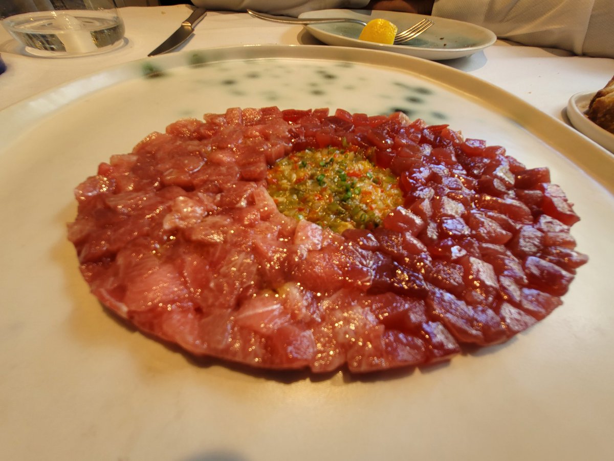 JorgeDomingogue's tweet photo. Como siempre aperitivazo con @Catesomi en #lobitodemar https://t.co/pQT4YMhs8V