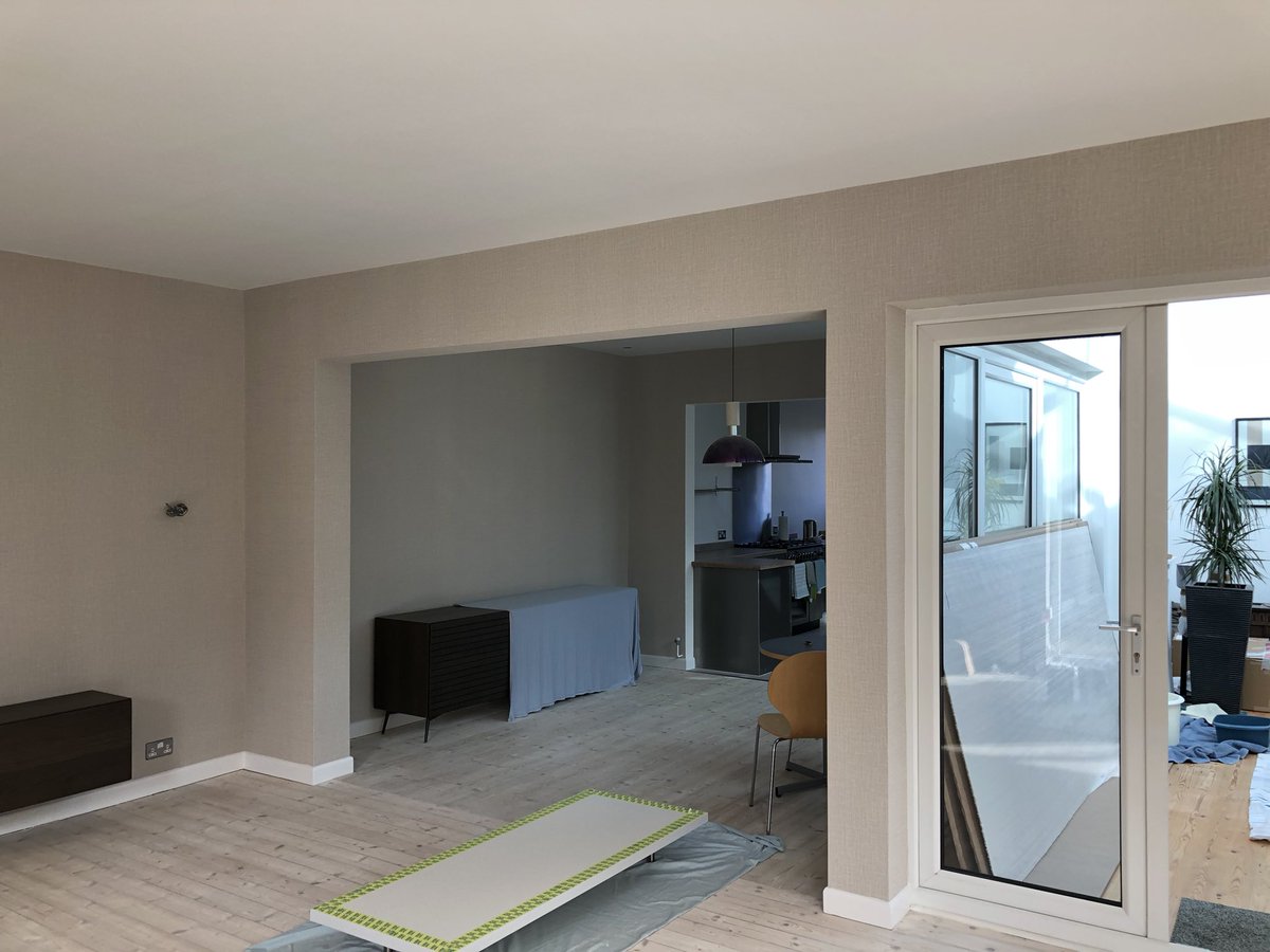 2/2 wallpapering job in Lymm #Arte