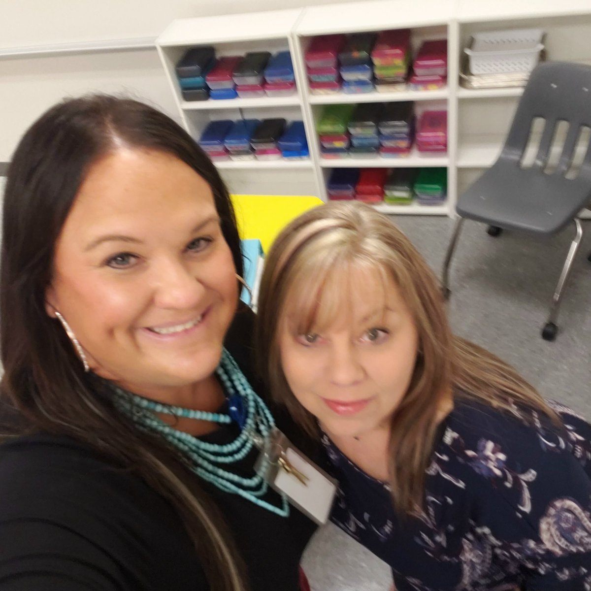CourtChan36's tweet photo. Kinder teachers at Lamar worked hard to prepare for Meet the Teacher! They were ready to meet students and parents! #choosemwisd #lamar #kinderrocks #meettheteachers https://t.co/5wdcwx3yUZ