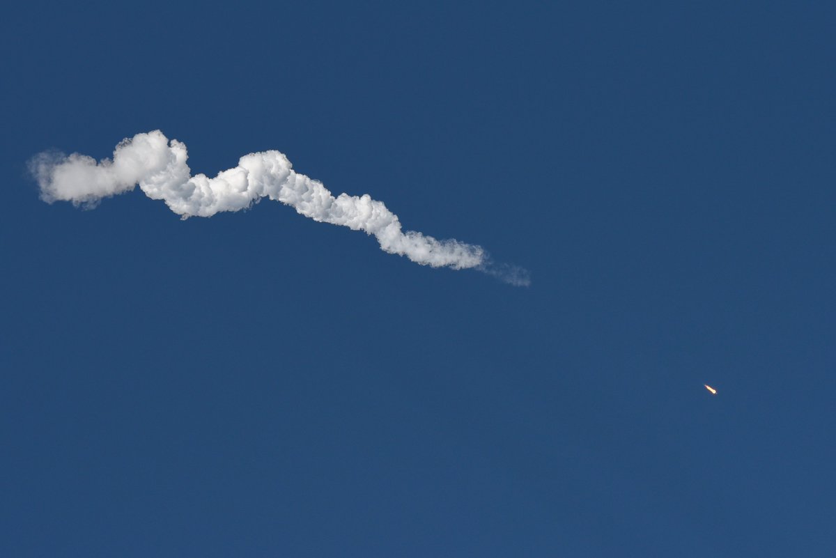 SLDelta45's tweet image. This is an achievement completed few times &amp;amp; the fastest since 1967-- where 2 launches were separated by less than 10 hours. I am proud to lead a team that continues to prove our capability, displays the meaning of Assured Access to Space &amp;amp; demonstrate how we #SetThePaceForSpace.