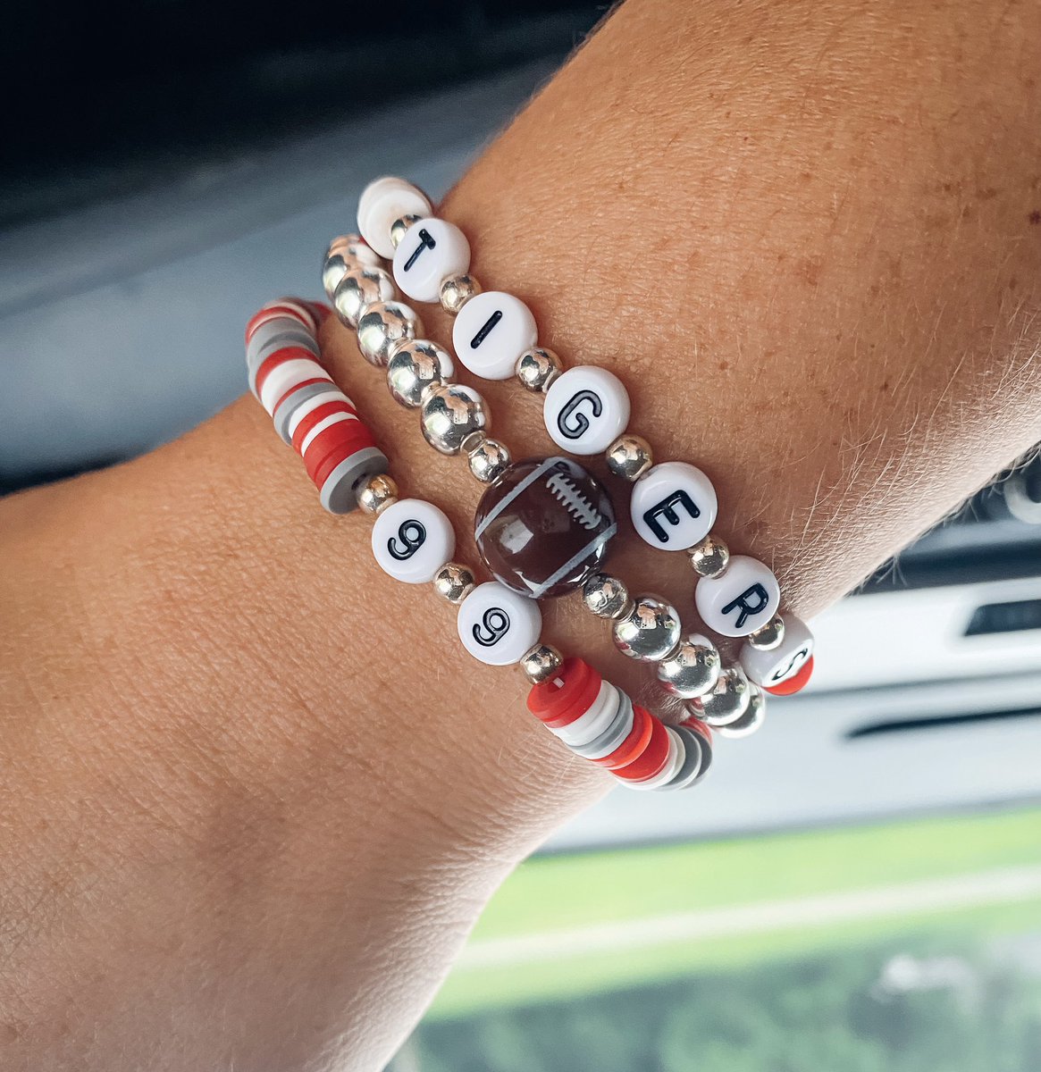ErickaHarlee's tweet photo. Football season is here and you know us mamas have to represent 🥰🏈 https://t.co/V1vUmvkQ35