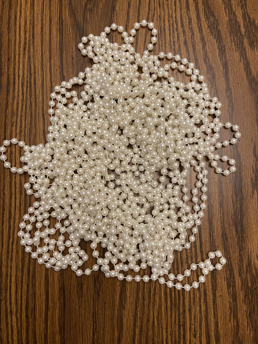 HistoryIndiana's tweet photo. It may not seem that these two things have anything in common, but they do! They are a teaser for our next exhibit, which will focus on Bill Smith, award-winning Black jewelry designer from @MadisonIndiana ! https://t.co/bwCILSQyA0