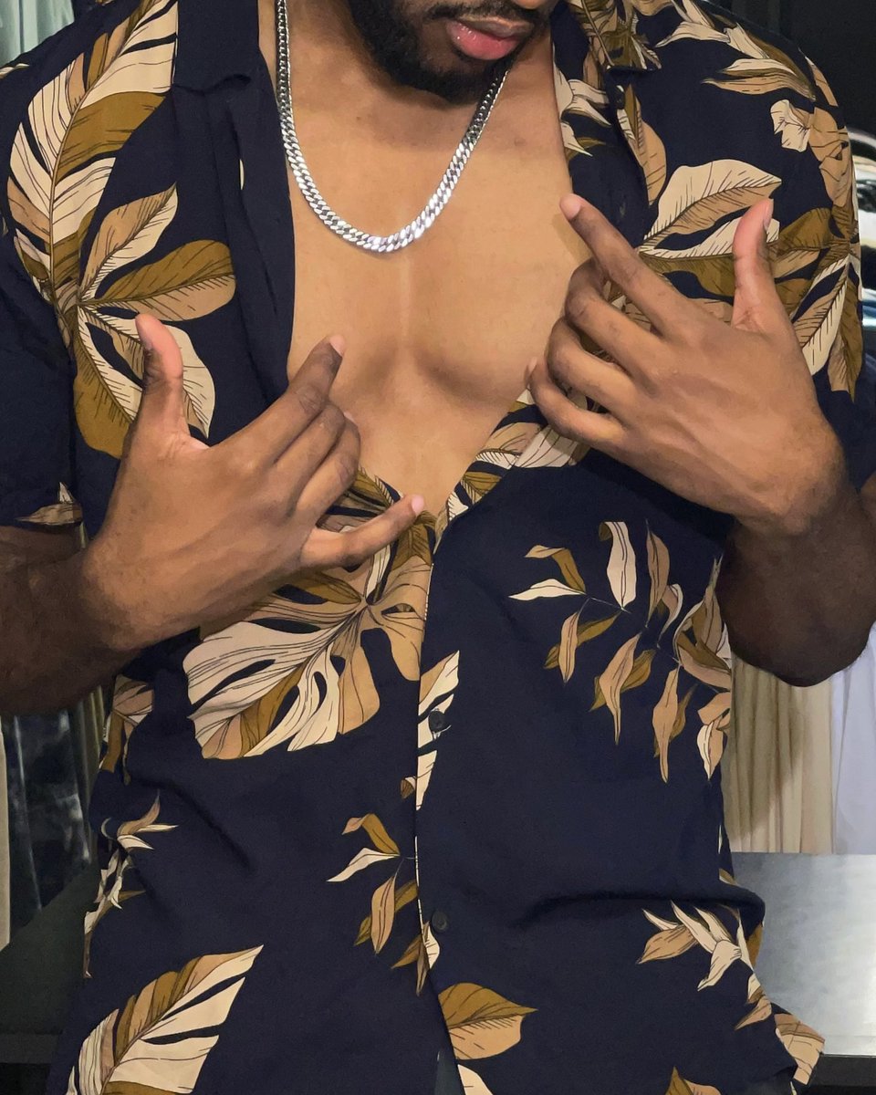 reymalcom's tweet image. El gym provoca un efecto hasta en la ropa