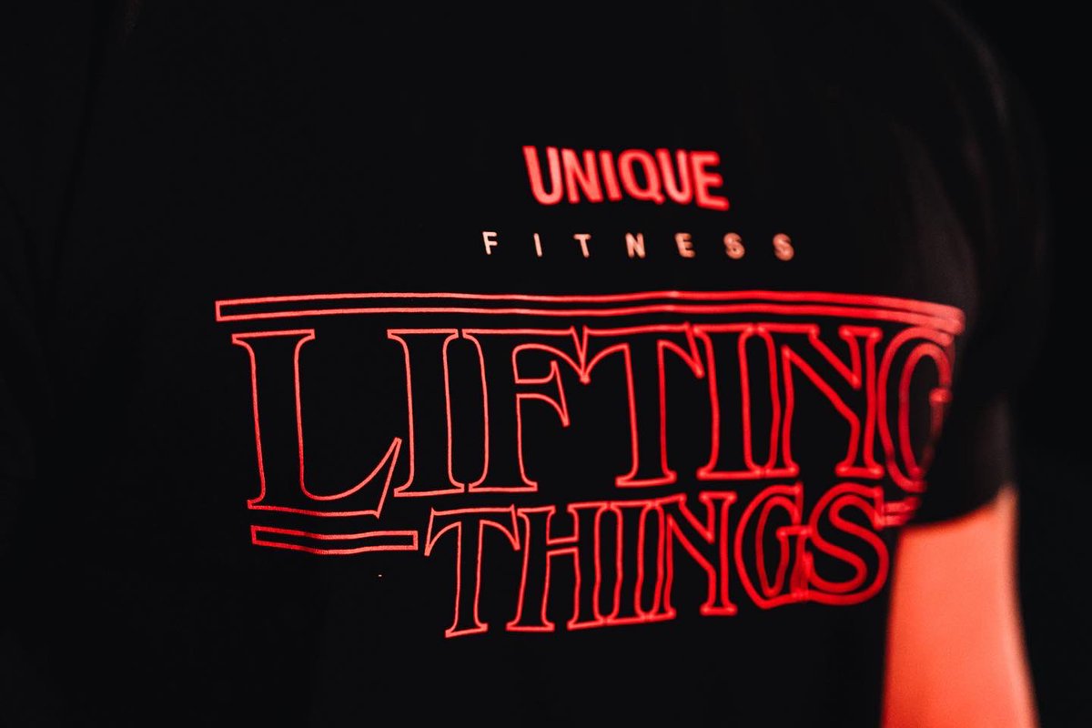 uniquefitnessli's tweet image. Welcome to the Unique Sᴉpǝ poʍu. 😈 100% guaranteed to protect you from Vecna! These drop tomorrow at 9am. On a scale of 1-11 how excited are you for our Lifting Things Shirts?! 💪🤩🔥
#strangerthings #StrangerThings5 #strangerthingsmerch #fitness #lifting #fit #uniquefitness