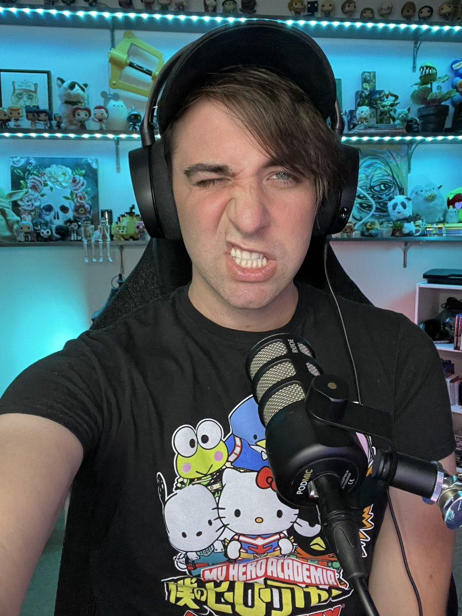 ChaddCallahan's tweet photo. I’m ready to FALL and Fall HARD!!! Live with Fall Guys now! 

Twitch//LunaLeKat https://t.co/iHoDciwVdn
