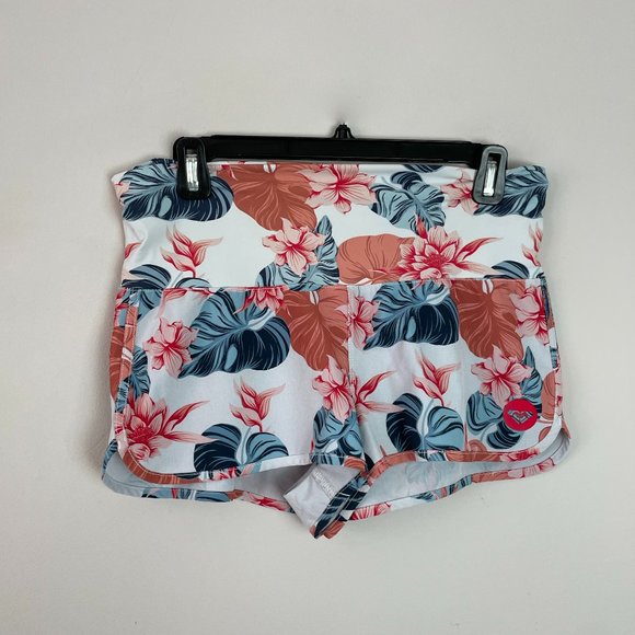BrandyWendler's tweet photo. So good I had to share! Check out all the items I'm loving on @Poshmarkapp #poshmark #fashion #style #shopmycloset #eshakti #woolrich #roxy: https://t.co/f7JN2TjH88 https://t.co/75W94XoaZq