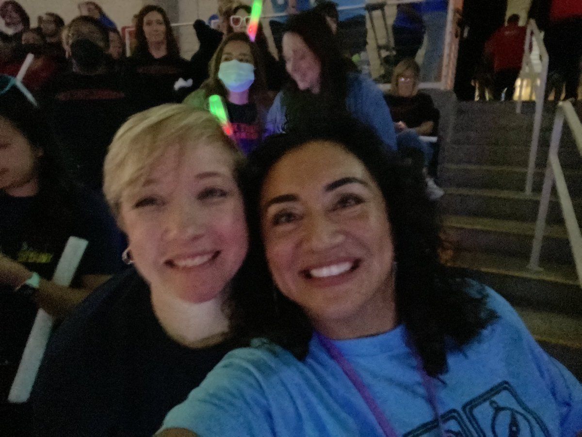#Convocation2022 had the energy of a rock concert with a great message #BeTheLight <a href="/MES_Roadrunners/">Montclair Elementary</a> #TheGISDEffect