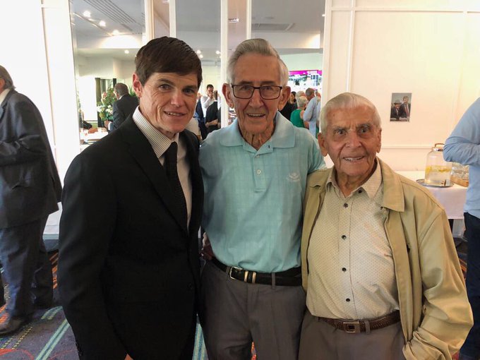 Birthday cheers today to former hoop Alan 'Simmo' Simpson, 92. Pictured here with Craig Williams and the late George Hope. @hope_racing