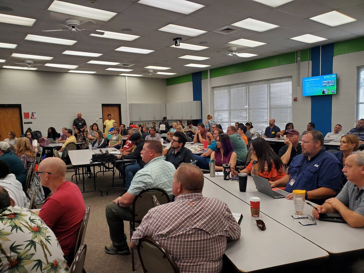 Today we welcomed back the CTE teachers for our professional development day! Establishing goals for the upcoming school year, updates on testing and funding, and discussing collective efficacy were just some of the topics covered. 
#SkillUpOsceola #CTErrific #cteosceola