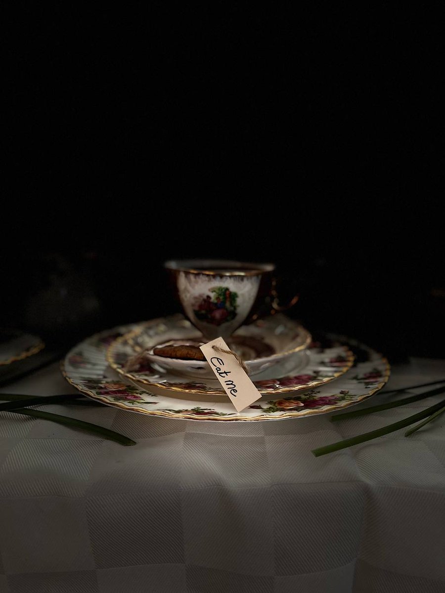 Setting the table for tea time 🫖⌚️ 

...stay tuned 🐇🕳️