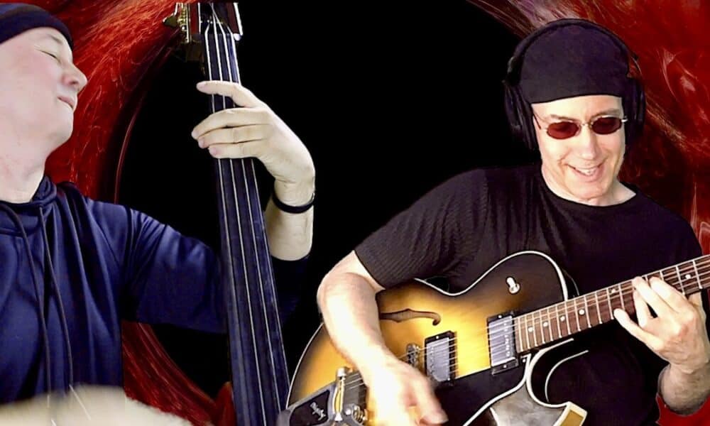 jazzguitartoday's tweet image. JazzGuitarToday.com  Inside The ‘Jazz’ Version Of “Seek and Destroy” dlvr.it/SW4HXk