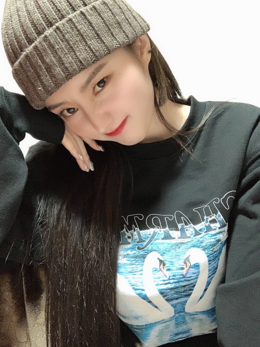 widowsarchive's tweet photo. #NICOLLE ✦ I have a #𝖕sy𝚌h𖦹·𝑚ind y no me avergüenza en lo más mínimo admitirlo porque luego de decirlo también podré ponerme a presumir mi obsesión por la #流血十𝕤tåtion, claro que mi mentecita se encuentra negada a dejar las dulces melodías de the #𝒇o͞ols愛𝚍om. <3 https://t.co/UbTjoNhKnR
