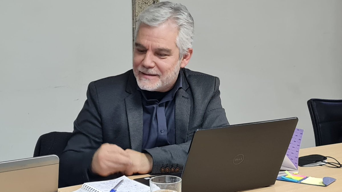 anefchile's tweet photo. #Ahora | El presidente de la #ANEF, José Pérez Debelli, participa en el ciclo de conversatorios #ProcesoConstituyente, organizado por #AFUSEC. Hoy se diáloga sobre  "Empleo Público y Servicio Civil autónomo". https://t.co/AHkh7zv4kK