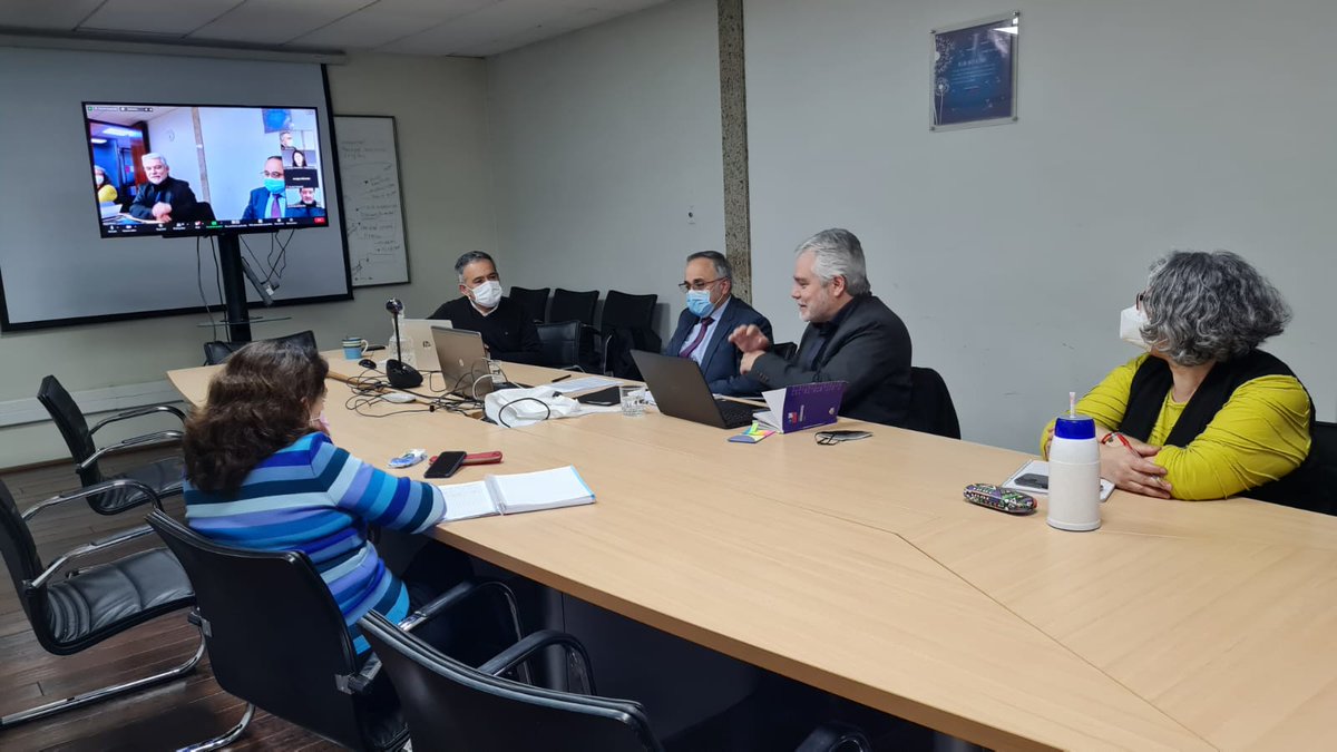 anefchile's tweet photo. #Ahora | El presidente de la #ANEF, José Pérez Debelli, participa en el ciclo de conversatorios #ProcesoConstituyente, organizado por #AFUSEC. Hoy se diáloga sobre  "Empleo Público y Servicio Civil autónomo". https://t.co/AHkh7zv4kK