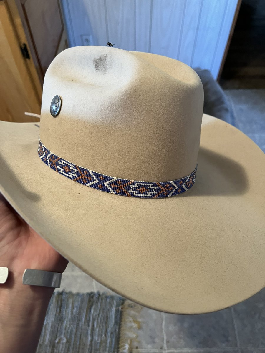 OsierKaylee's tweet photo. Some of my recent hat bands. Bead loom is empty right now if anyone is interested in their very own! ✨ https://t.co/gIBJMY13E3
