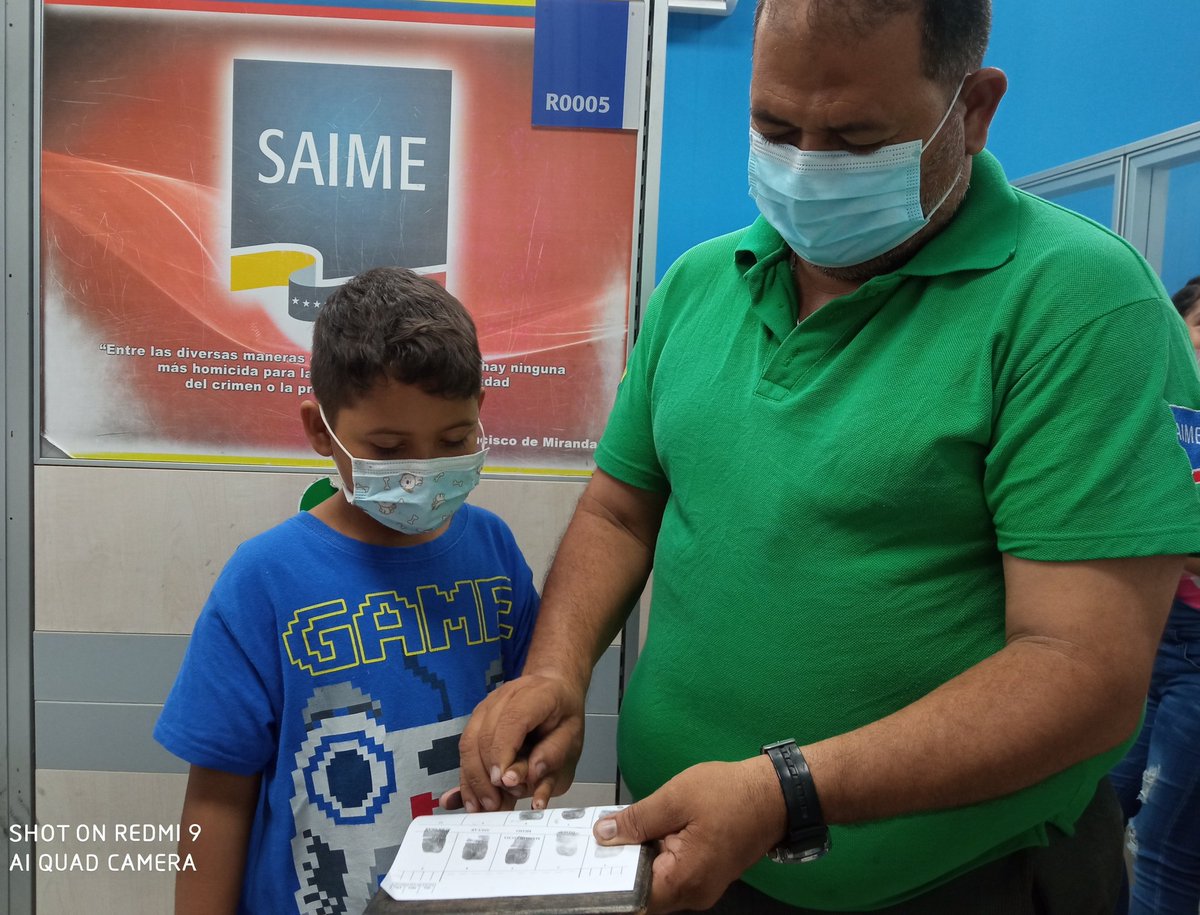 mairelysmorale1's tweet photo. #EnFotos || La Oficina Saime Maturín continúa brindando un servicio de calidad a usuarios (as) con la jornada de cedulación, citas de pasaportes, entrega de documentos y a través de la máquina de autogestión.

#MaduroIndestructible https://t.co/V5s5eIbWWv
