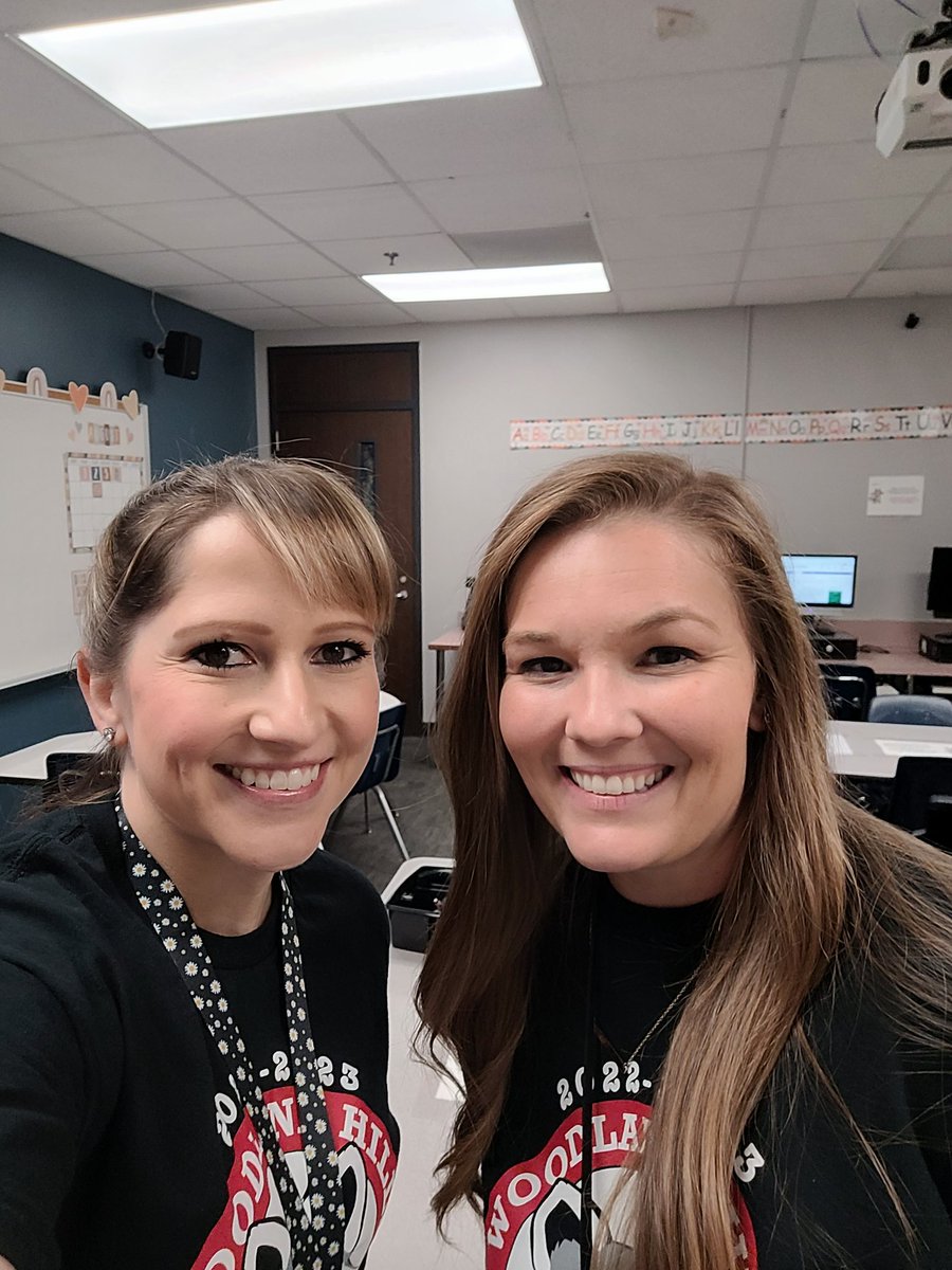 MrsSeibertWHE's tweet photo. We can't wait to meet our third graders! Woody's Welcome is about to start! @Kaitlyn93431830 @HumbleISD_WHE #WoodysWelcome #WHE https://t.co/p1a2tlTRQe