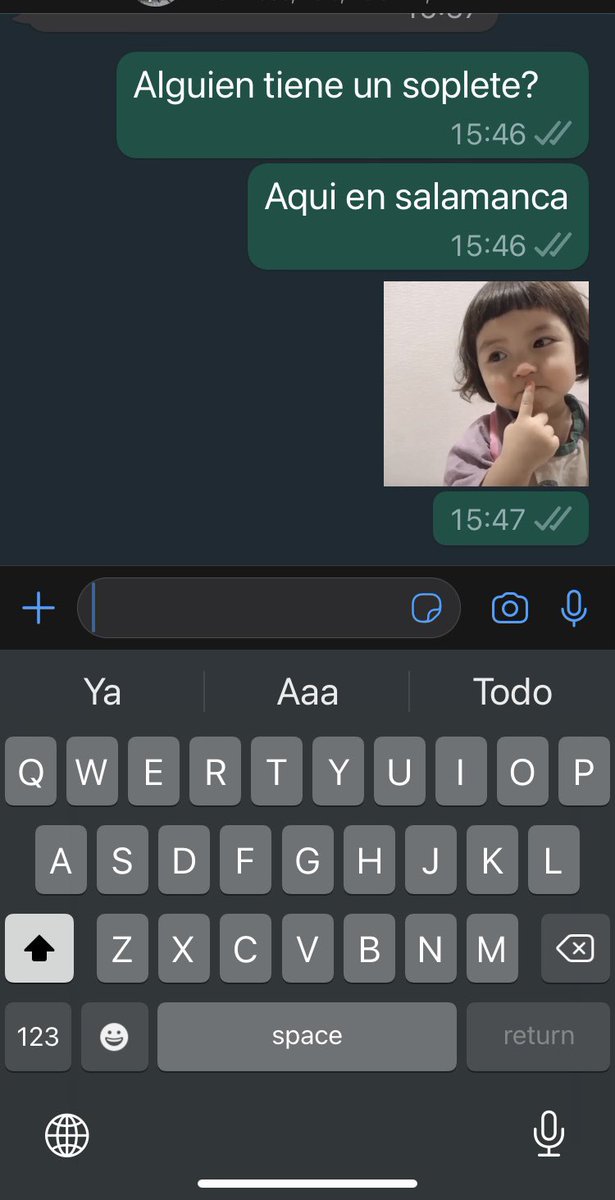 Miros_Alba's tweet photo. Nadie:

Yo en el grupo de mi familia: https://t.co/jJYLD0GXjj