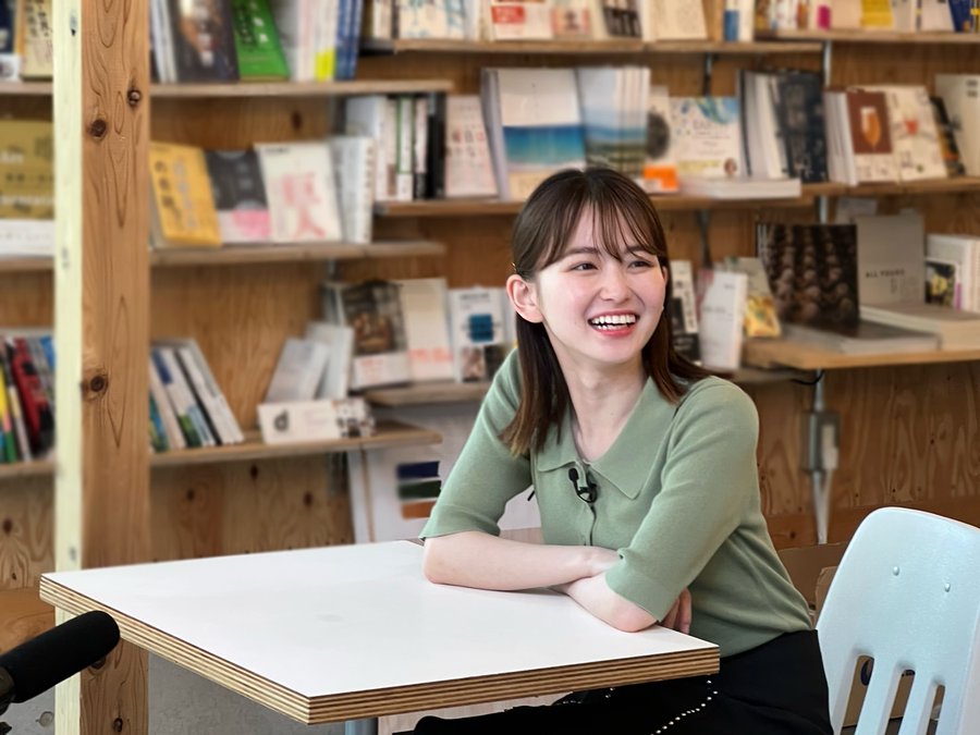 山田杏奈 早朝山田ロスのファンへプレゼントオフショット マネージャーの神対応に ありがとう の声 歌詞検索サイト Utaten ふりがな付