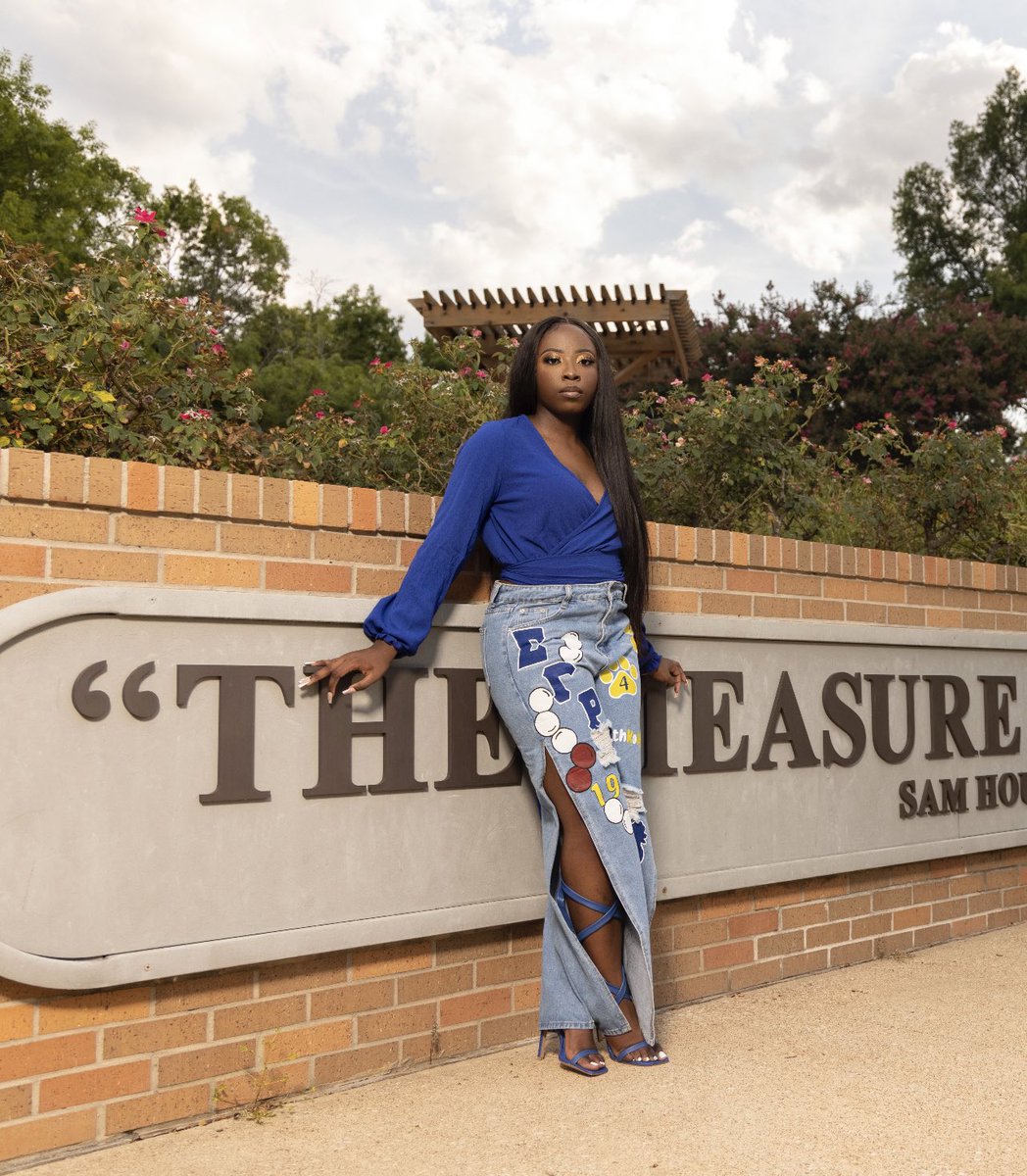 Dee 🤍 tweet media