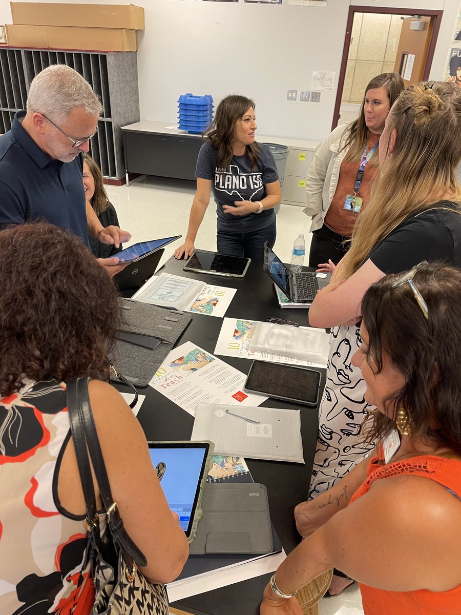 GrundlerArt's tweet image. Vertical sharing of elementary digital portfolios #pisdcreatesart #Planoisdproud #believepisd @PISDFineArts