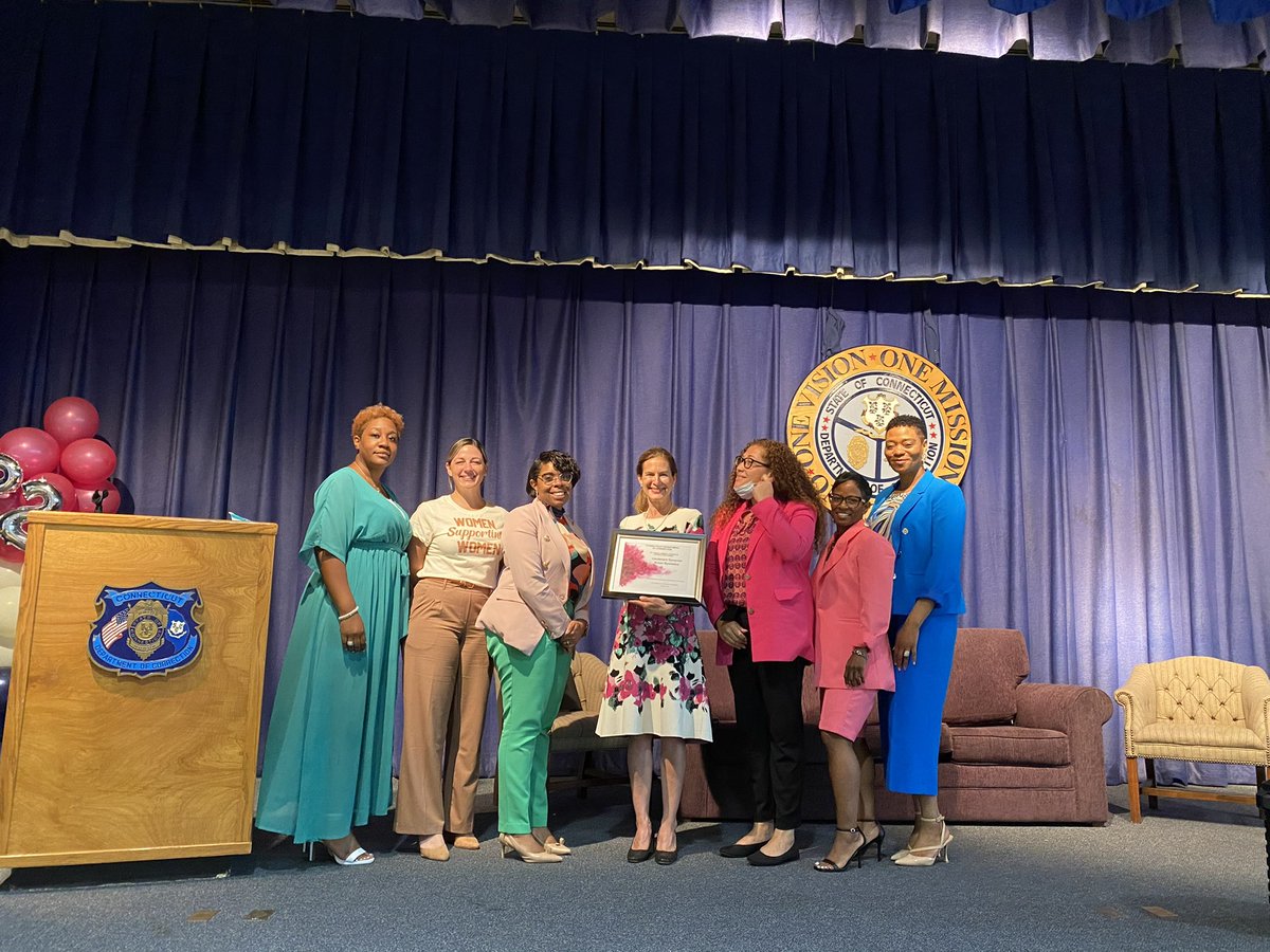 Lt. Gov. Susan Bysiewicz (@lgsusanb) on Twitter photo It was an honor to join the <a href="/CTCorrections/">Connecticut DOC</a> Women in Leadership Summit conference today. I’d like to thank everyone there today who is building upon the legacy of women before us by leading our state forward and inspiring our next generation of girls to do the same. It was an honor to join the <a href="/CTCorrections/">Connecticut DOC</a> Women in Leadership Summit conference today. I’d like to thank everyone there today who is building upon the legacy of women before us by leading our state forward and inspiring our next generation of girls to do the same.