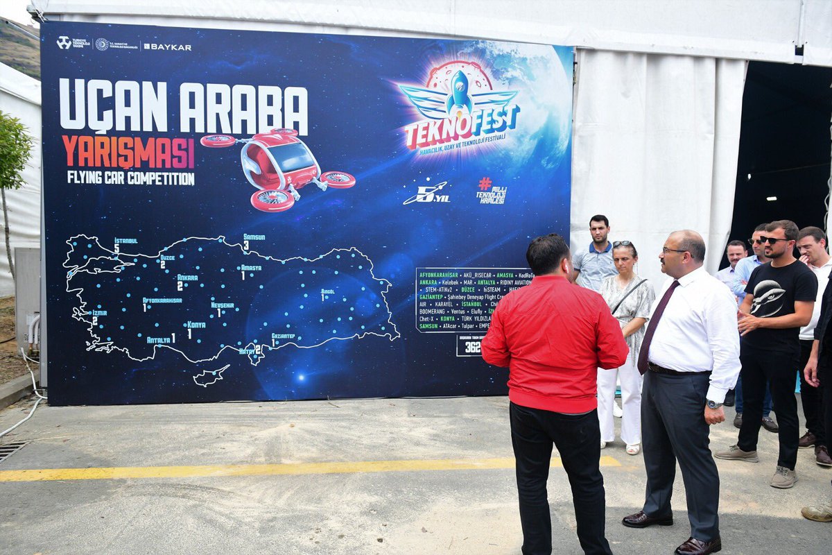 #TEKNOFEST Trabzon Yükleniyor ⏳

Yarın Trabzon’da başlayacak #TEKNOFEST için Trabzon valimiz sn. <a href="/valiustaoglu/">İsmail Ustaoğlu</a> ve Trabzon BB başkanımız sn. <a href="/baskanzorluoglu/">X</a> ile sahada son kontrollerimizi yaptık 🚀 

#TEKNOFESTKARADENİZ 🌊
#MilliTeknolojiHamlesi 🇹🇷