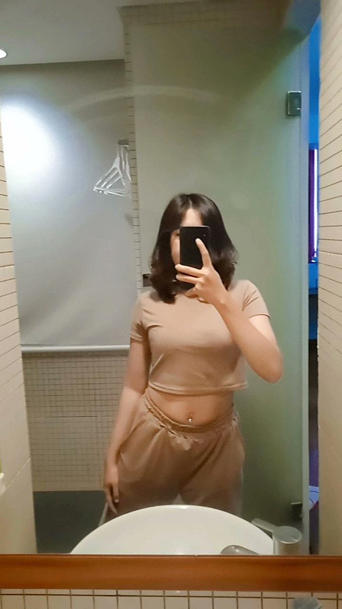 putridevantiii's tweet photo. Pagi bandung... Gimana ada yang isi slot ni buat Morning sex sama putri🤭masih #availbandung #availbandungcod #pacarable #gfe  masih promo bisa COD ya bep☺🍑🔥yu DM / WA buat RR nya😊 https://t.co/6EQAOYXxEL