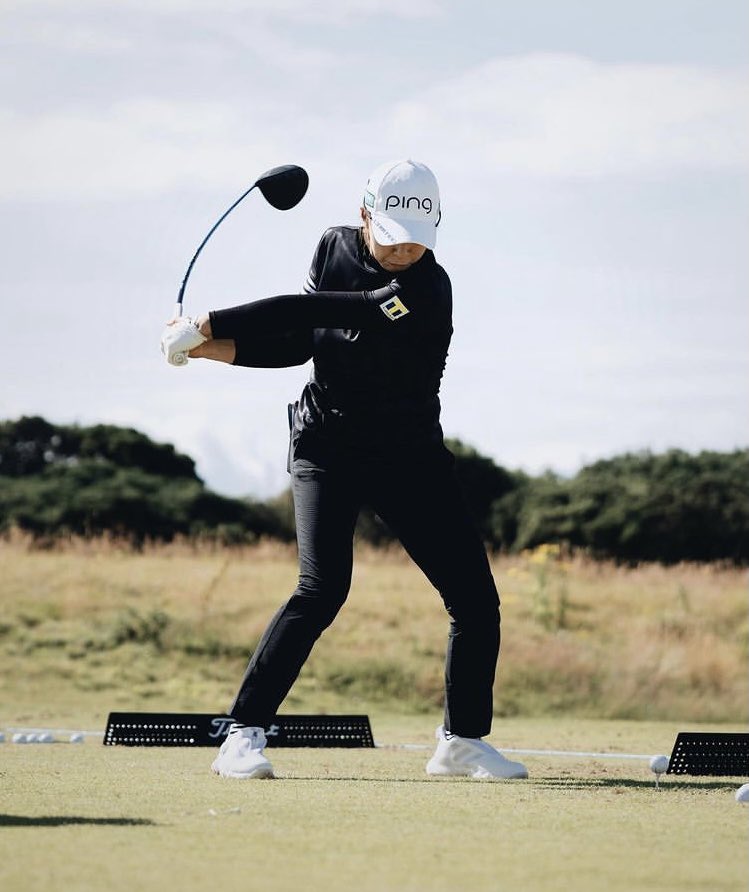 ewanports's tweet photo. Check out this ridiculously awesome position of current @AIGWomensOpen leader, Hinako Shibuno.  Absolutely mint. @LPGA 😍 📸 @HarveyJamison https://t.co/NdTcPhIymf