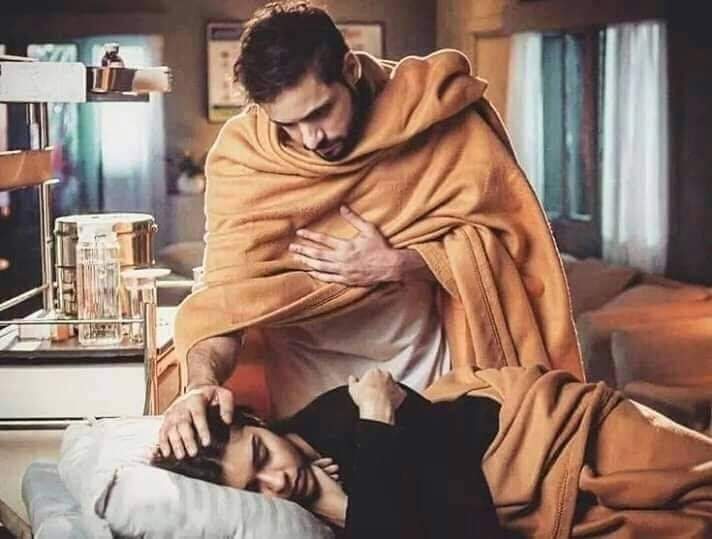 _Chillibites's tweet photo. اکیلا چھوڑنے والے! تو جانتا بھی ہے؟
اکیلے شخص کو مرنے کے خواب آتے ہیں

#چلی_بائیٹ https://t.co/mTCSi9YQLr