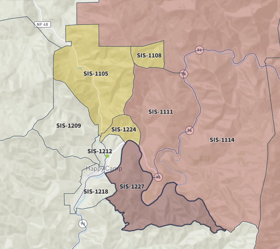 holden_lecroy's tweet photo. ⚠️ EVACUATION ALERT ⚠️ Zone SIS-1227 LEAVE NOW, includes China Grade Road of Happy Camp. #CAwx #fireseason #YetiComplexFire https://t.co/9D1qNSdADo