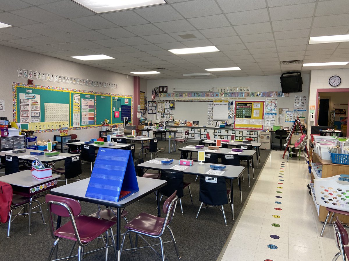 hrogers6moldova's tweet photo. #KinderColts we can’t wait for tomorrow! You belong here at @MiddleCreekES! @Hadley_F531 https://t.co/tI2KKAaF8k