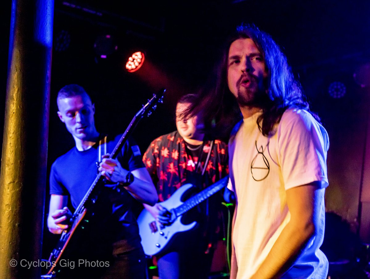 We Are Everburn! A 6 Piece Hard Rock band based in Essex.