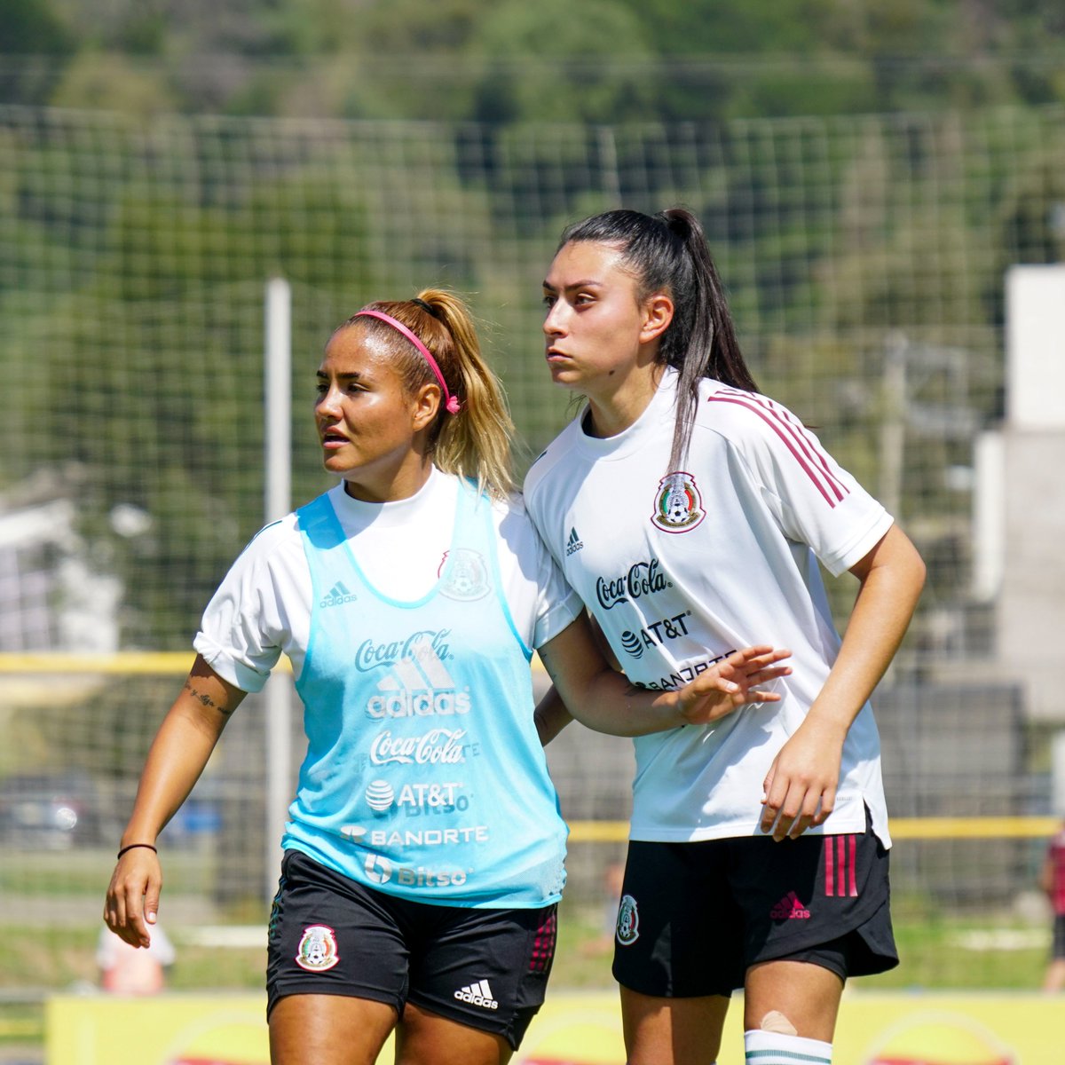 miseleccionmxEN's tweet photo. #U20Women | Preparation at home is done. 🧳⚽🏠

Next on: 🛫➡️🇨🇷

#HechoDeLosMexicanos | #TuCanchaLaEligesTú https://t.co/tcYlUZIaZt