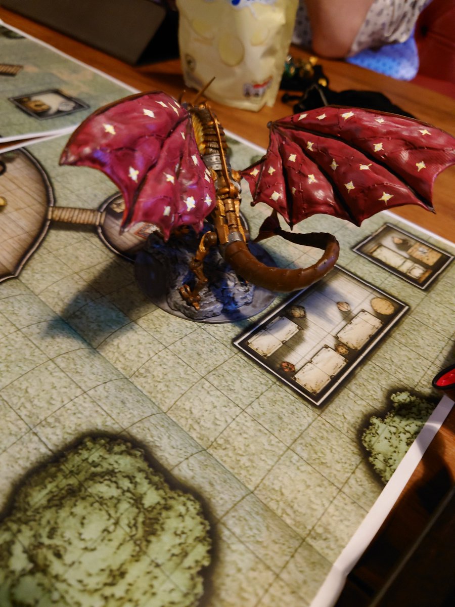 92RoxxiB's tweet photo. @ThinkAheadMH summer institute hasn't been all lectures and learning. We also played some dungeons and dragons! Trainee social worker by day, edgy rogue by night. Hopefully we'll get to do it again. #FoundMyPeople https://t.co/Iludcdt202
