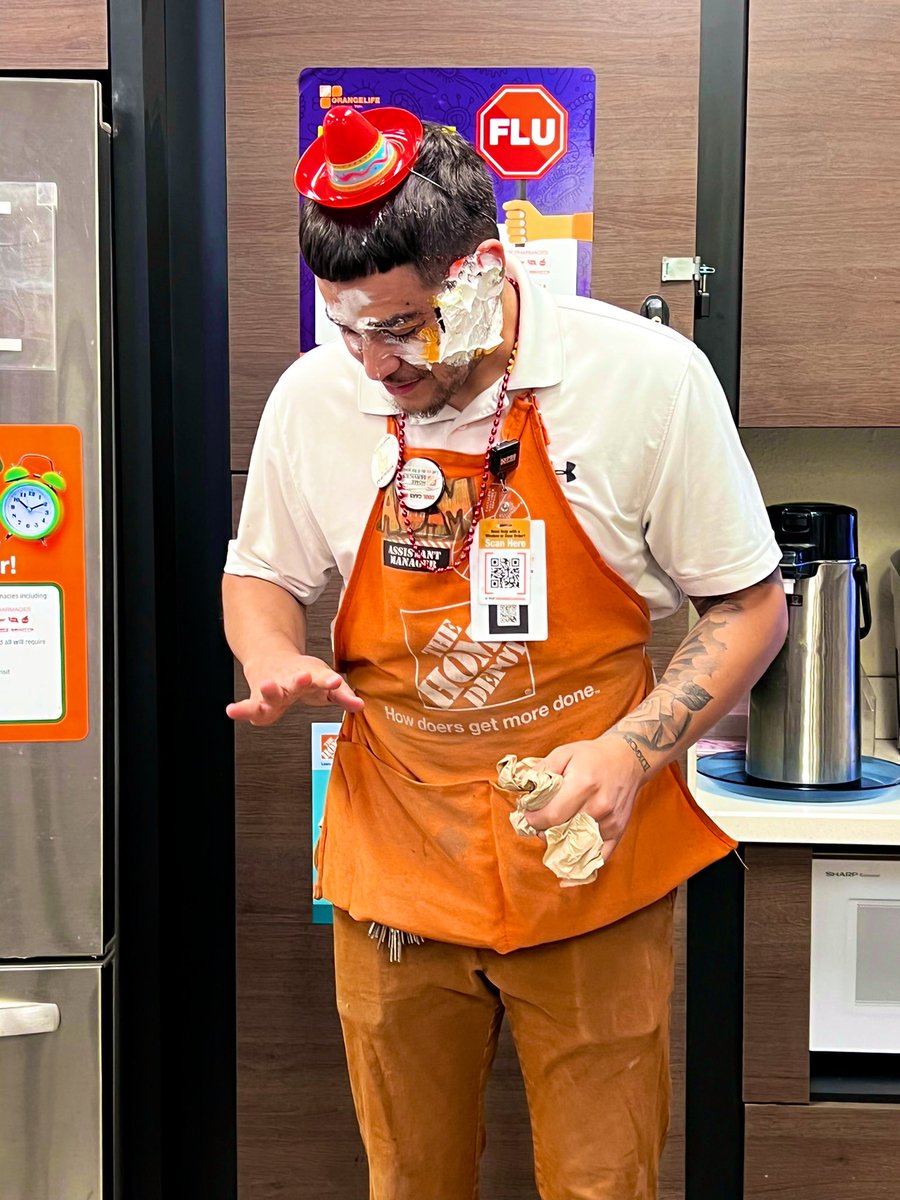 Coming to my last days here at Hercules 1044 it’s been a good 4 1/2 years, thank you for all the development and memories y’all showed me and of course the people that helped made me a better manager, appreciate y’all, ready to take on a new challenge in Oakland 1007 on Monday !!