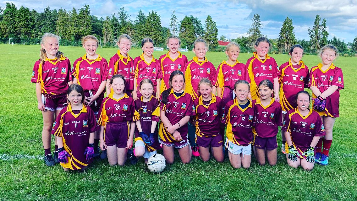 annaduffgaa's tweet photo. Annaduff gold team who defeated @GaaBord in U12
13 a side plate semi final this evening in Mohill . Girls will play winners of @FenaghLadiesGAA vs @BallinamoreSOH on Sat the 13th August .
#AnotherFinal #Drumsna #Annaduff #Dromod #leaguefinal https://t.co/7tL5zTzrcb