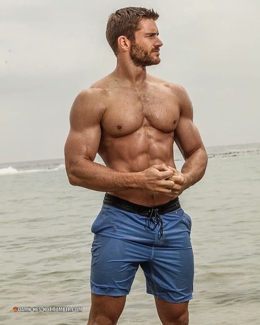 damn he's hot! on Twitter 