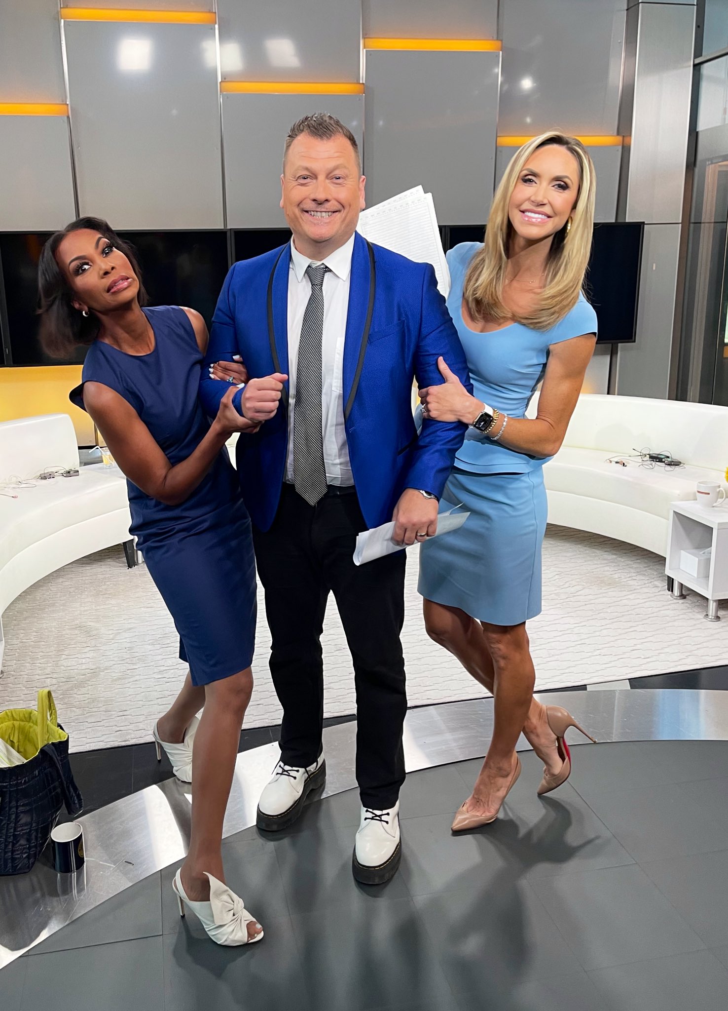 Gary Hartley'S Fox Sports Paycheck: Bigger Than You Think? - ya8vr50