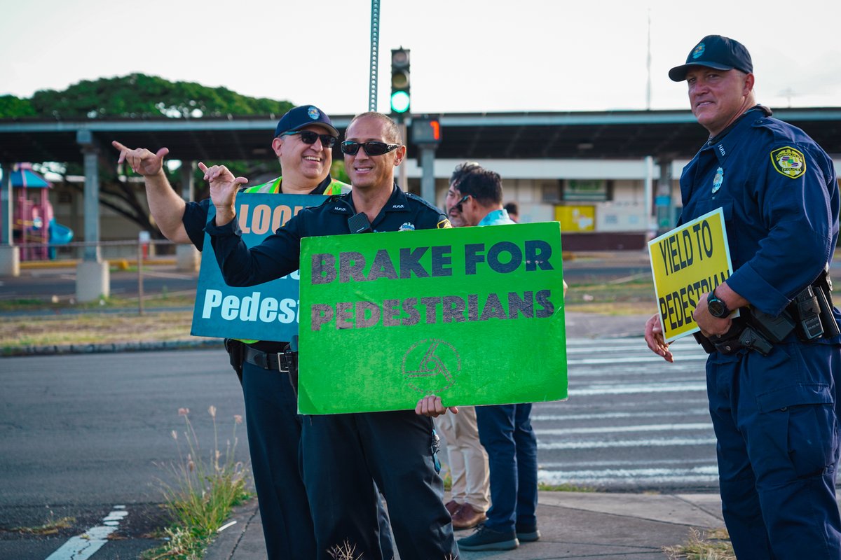 hnldts's tweet photo. August is #PedestrianSafetyMonth. Yesterday, we held a news conference, proclamation signing, and sign waving to remind drivers to slow, stop, and be aware for pedestrians on our sidewalks and roadways. https://t.co/J9EP5iMMna
