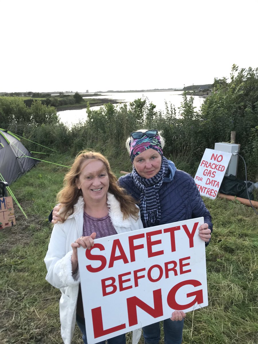 bridsmithTD's tweet photo. Climate Camp in Tarbert is full of determined activists this week Hope for future @SafetyBeforeLng #StopClimateChaos #FarmingNotFracking https://t.co/oHSIuTF4LU
