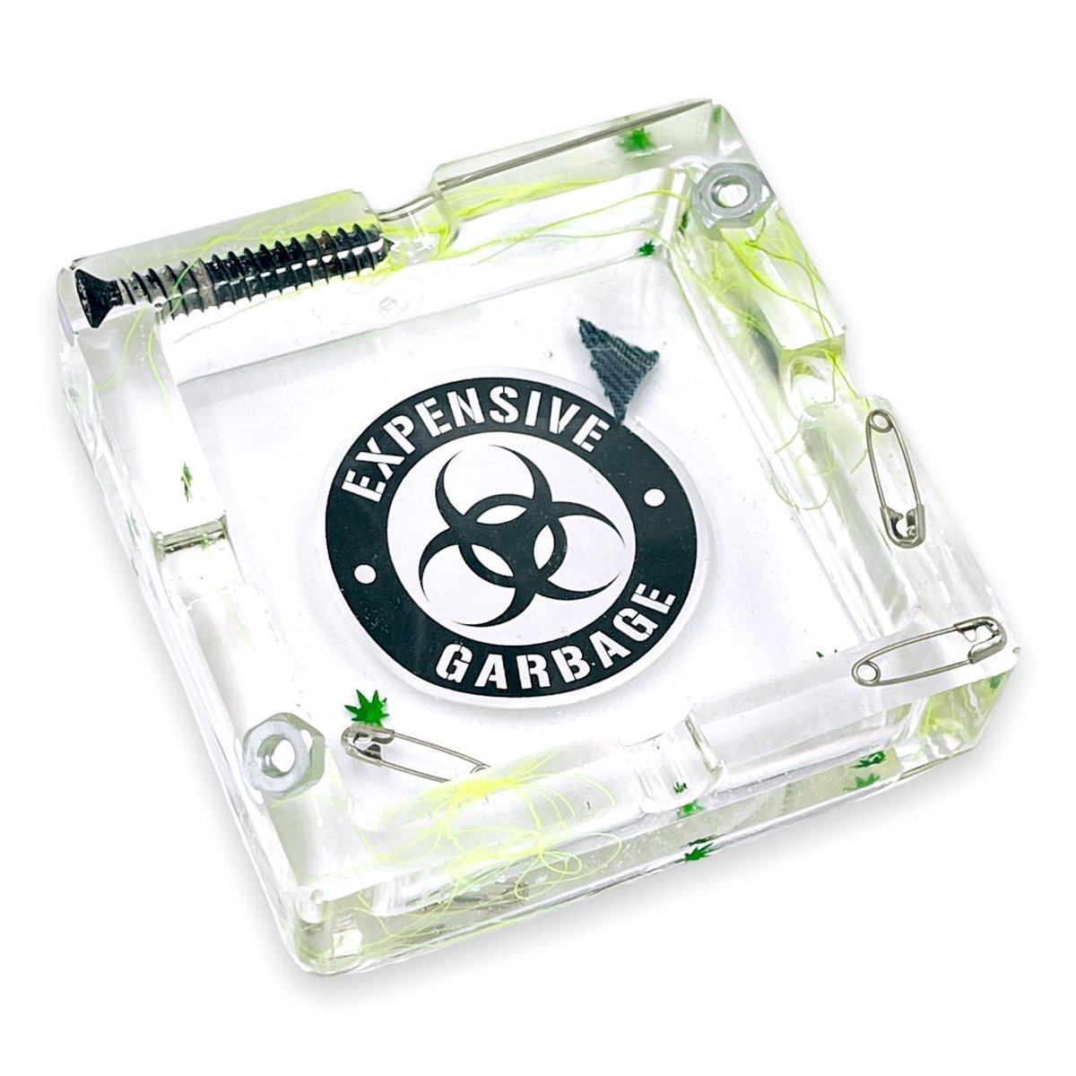 EXG_VINTAGE's tweet photo. “GARBAGE” #epoxy #resin ashtrays now available for purchase on our site 🚬🔥🖤 https://t.co/oVDbBVx3K1 https://t.co/RfTwLjPGUe