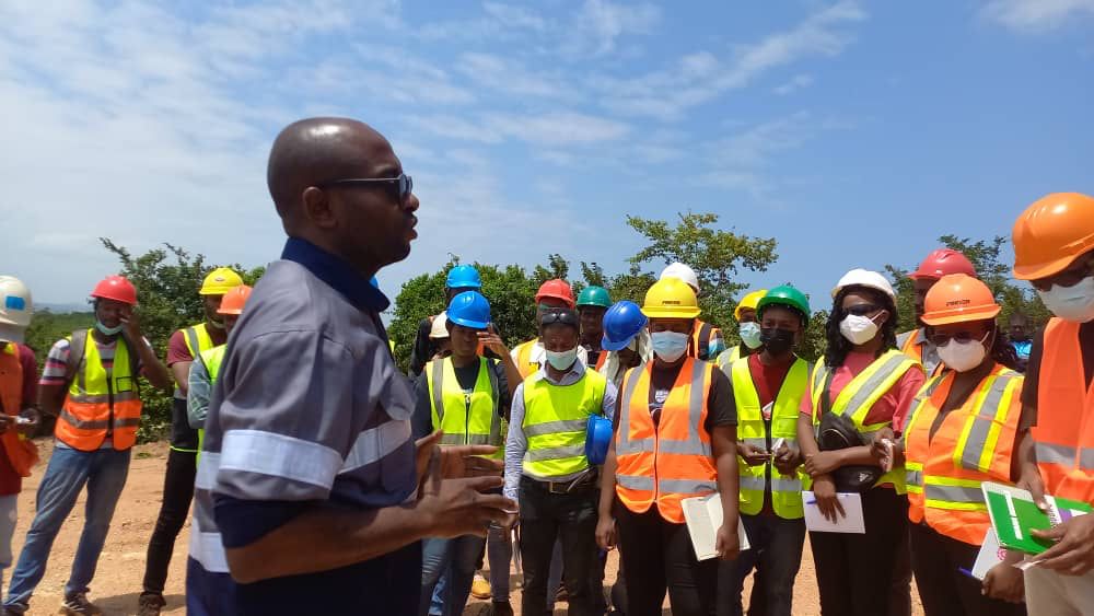 news_ghana's tweet photo. UG, Legon Geology students visit Atlantic Lithium project site at Ewoyaa https://t.co/AzOuyob5ZL #Education #AtlanticLithiumproject #Aug04 #Ewoyaa #EwoyaaCR https://t.co/l4tdx4kwmV